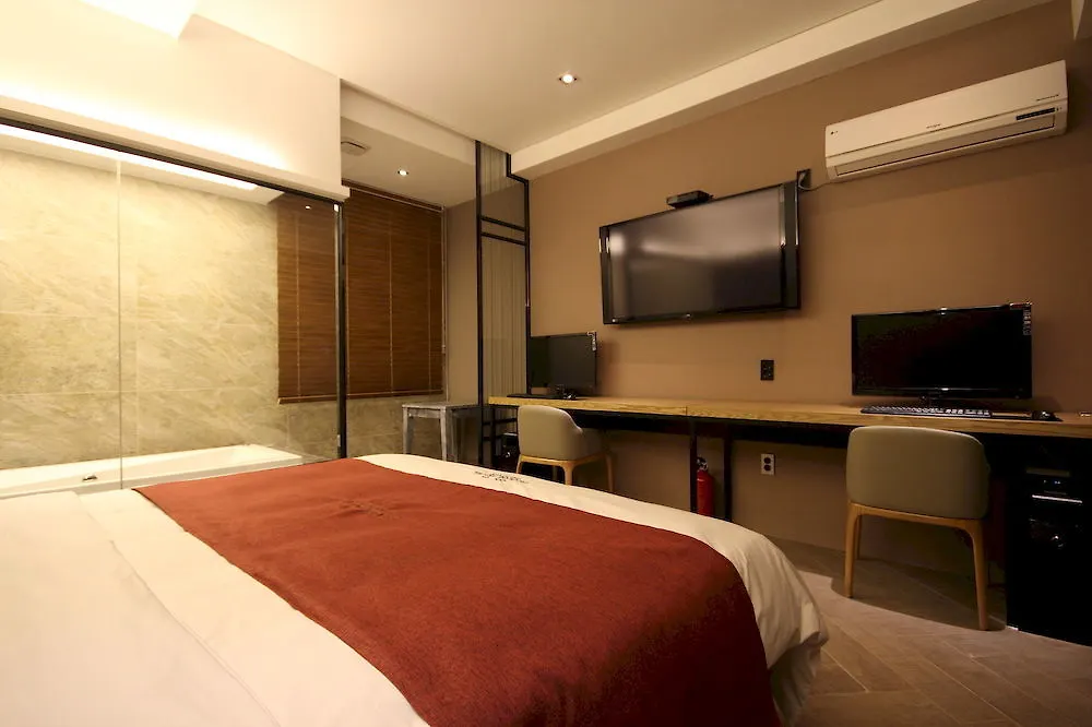 The Club Hotel Seomyeon Busan