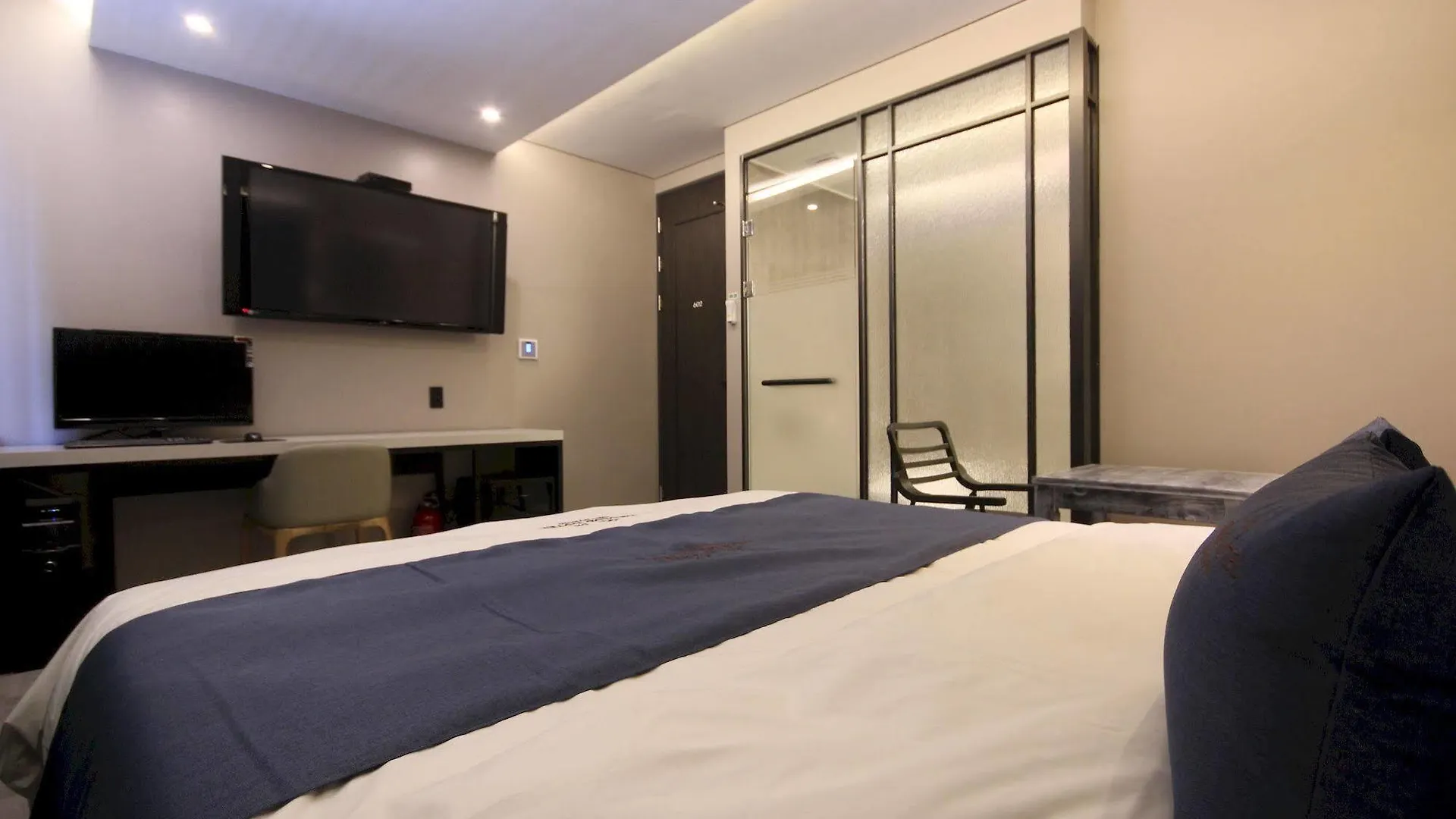 The Club Hotel Seomyeon Busan 2*,
