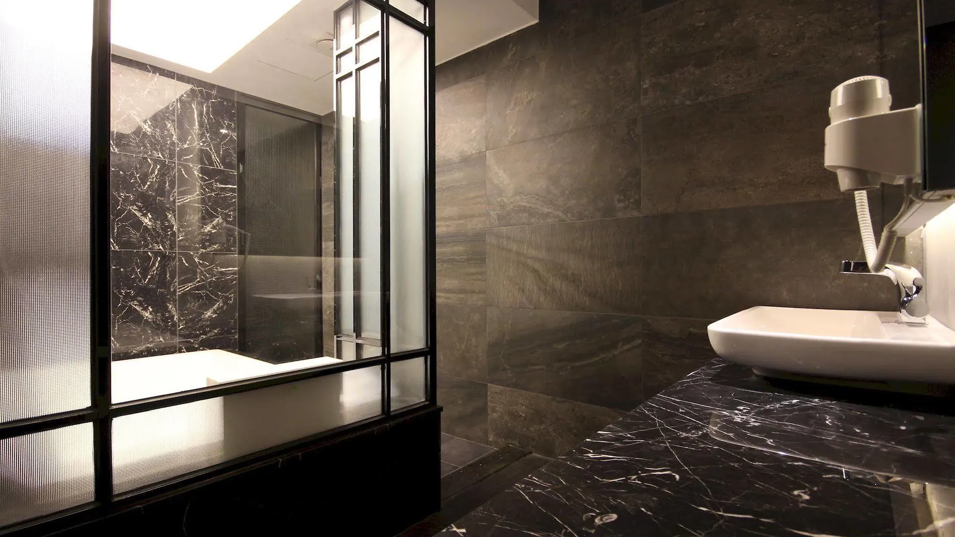 The Club Hotel Seomyeon Busan 2*,